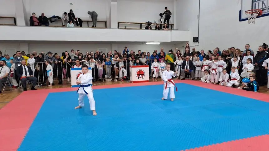 36 златни, 24 сребърни и 29 бронзови медала спечели КК Шурикен от Карате купа "Мемориал Светослав Иванов”