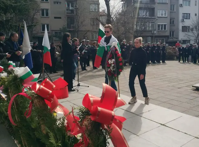 3 март в Бургас: Огънчето на българщината тлее тук 