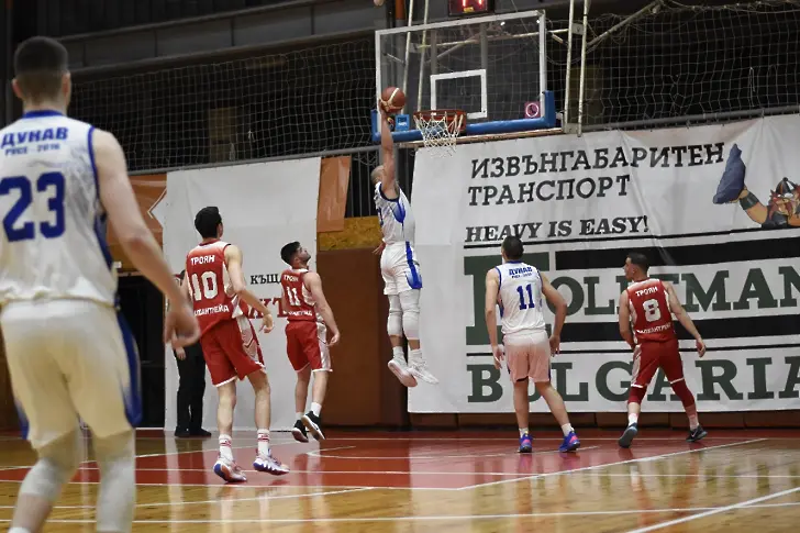 Дунав оглави баскетболната лига