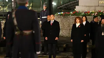 Радев: Недопустимо е над България да се веят други знамена, освен родното