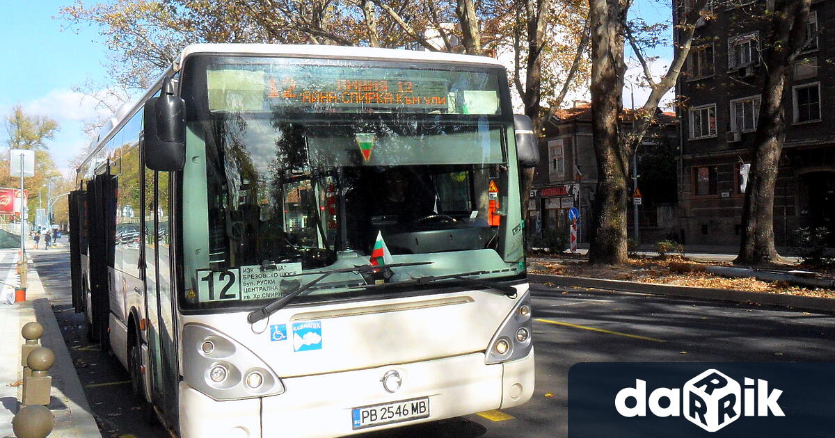 Поредно посегателство върху автобус на градския транспорт в Пловдив. Вчера