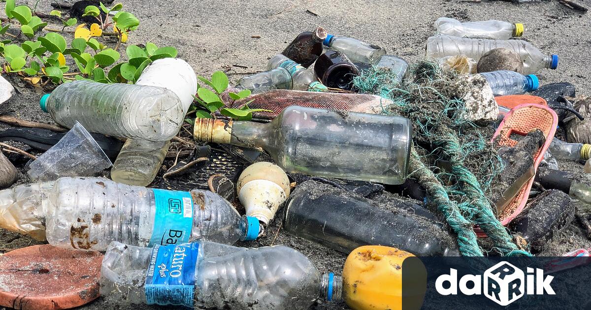 Над 171 трлн пластмасови предмета плуват в световните океани твърдят