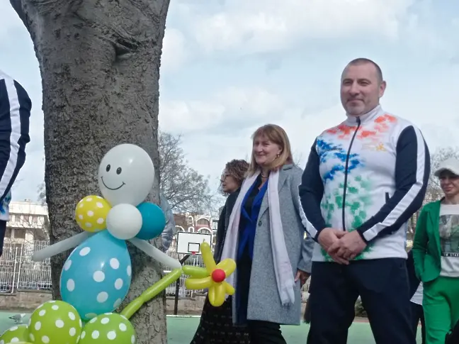 Стотици ученици станаха част от „Спорт за всяко бургаско дете“