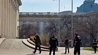 Сигнал за бомба пред Народната библиотека