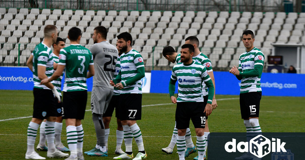 Треньорът на Черно море Илиан Илиев определи група от 20