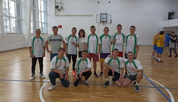 Отборът на ПГИМ - Кюстендил, спечели областните ученически игри по баскетбол