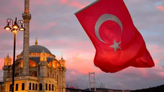 След земетресенията: Какво трябва да знаят пътуващите до Турция