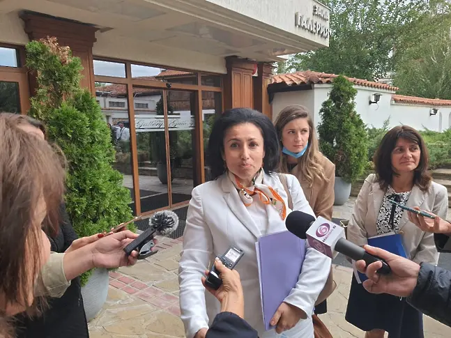 Десислава Танева: Програмата на "Промяната" за сектор "Земеделие" е лицемерие и лъжи