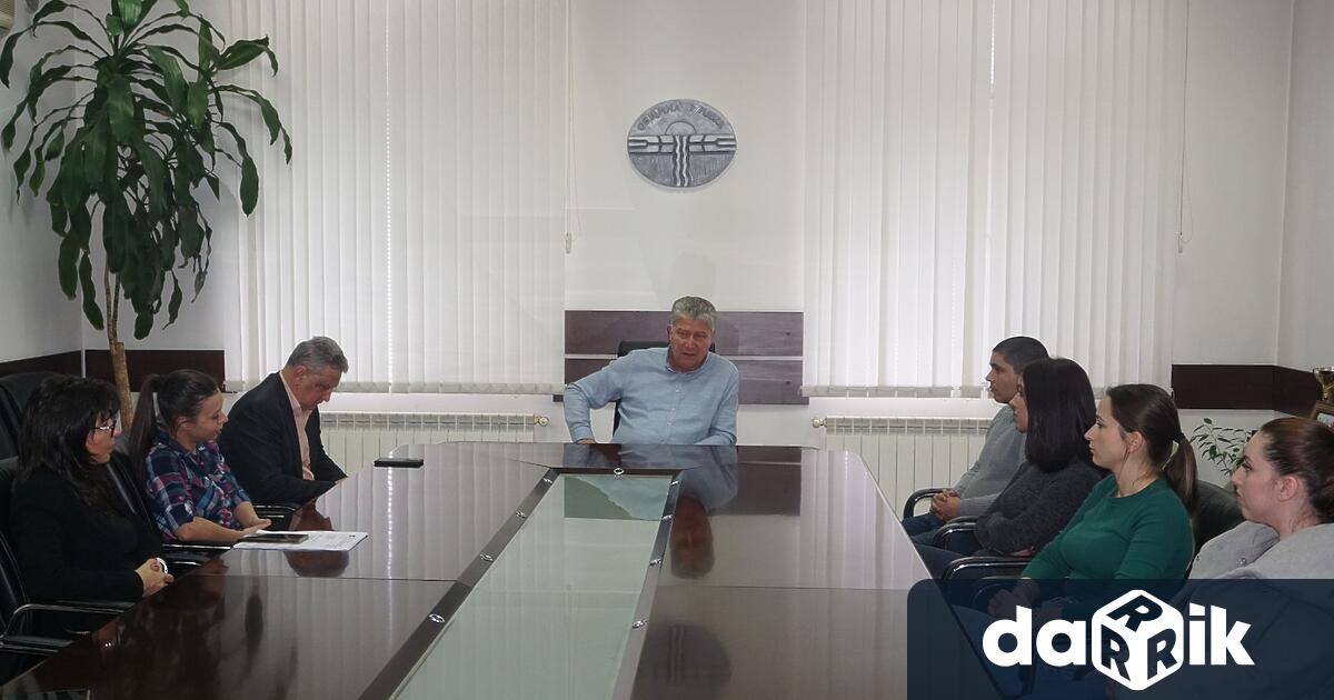 Кметът на община Тунджа Георги Георгиев се срещна с назначените