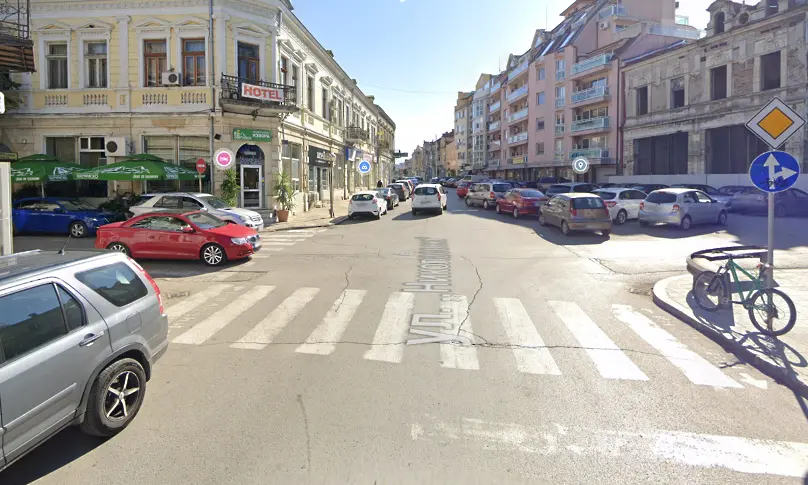 Водният цикъл затваря временно кръстовище на ул. „Рила“ с ул. „Николаевска“