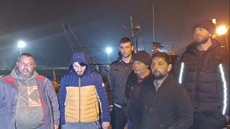 Всички моряци от задържаните кораби в Румъния вече са на свобода