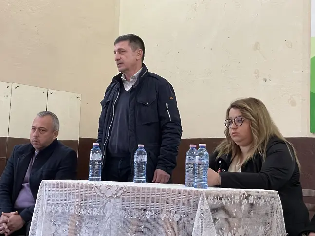 Кандидатите от ГЕРБ - СДС в Бобов дол: Няма да допуснем да бъде изложен на риск енергийният сектор и хиляди да останат без работа