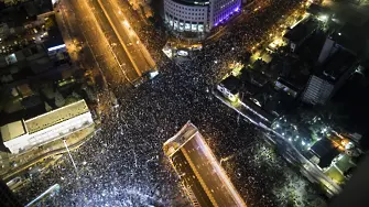 „Целият свят ни гледа, опомнете се“: Кървави протести в Израел заради спорни съдебни реформи (видео и снимки) 