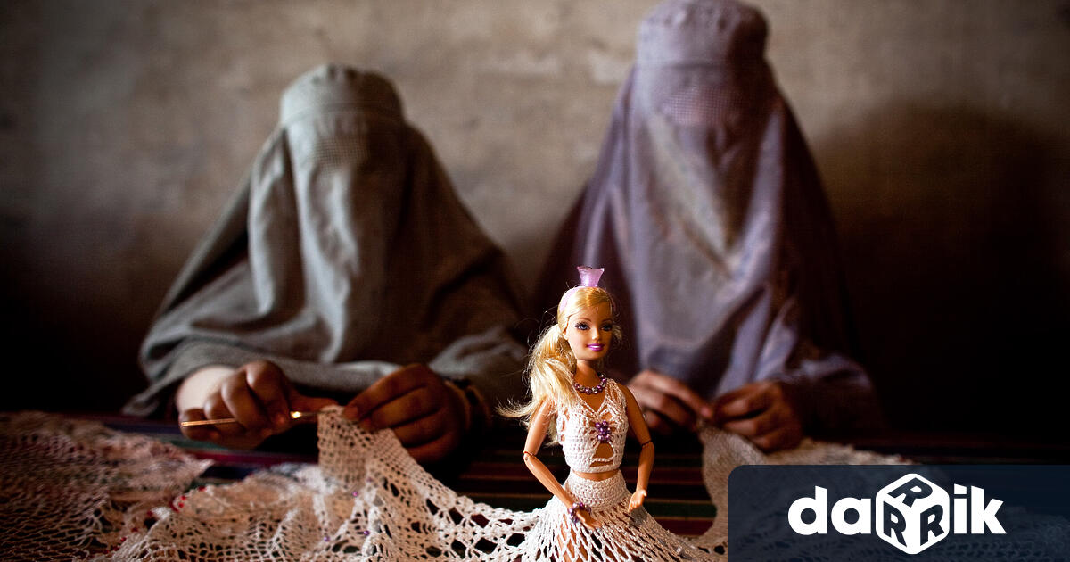 В Афганистан образованието на момичетата все още е предизвикателство дори