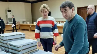11-те общини от Област Плевен получиха изборните книжа и оборудване за видеонаблюдение и видеозаснемане за предстоящите избори