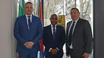 Във Варна откриха почетно консулство на ЮАР