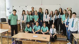 Актьори от Русенския театър посетиха две училища в града