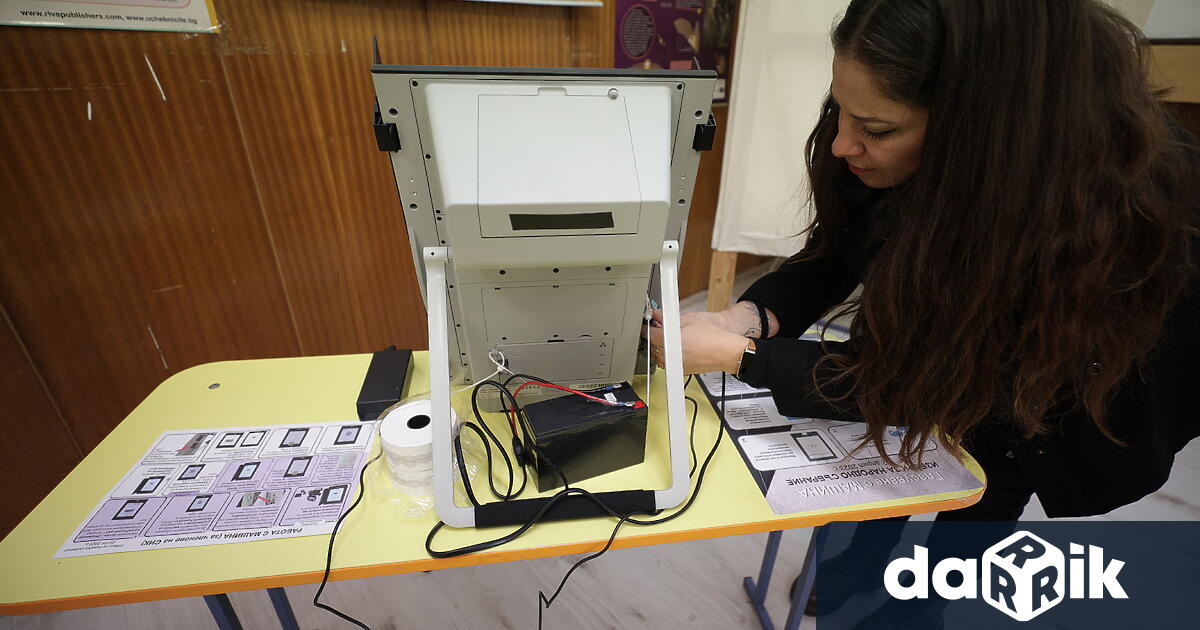 Десетки проблеми с машините за гласуване има във Варненска област