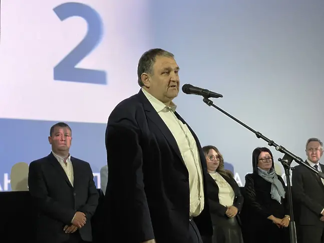 ГЕРБ - СДС: Ако си дошъл да изчегърташ, значи нямаш сили да управляваш