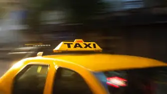 Сбиха се таксиджии  от две фирми във Враца