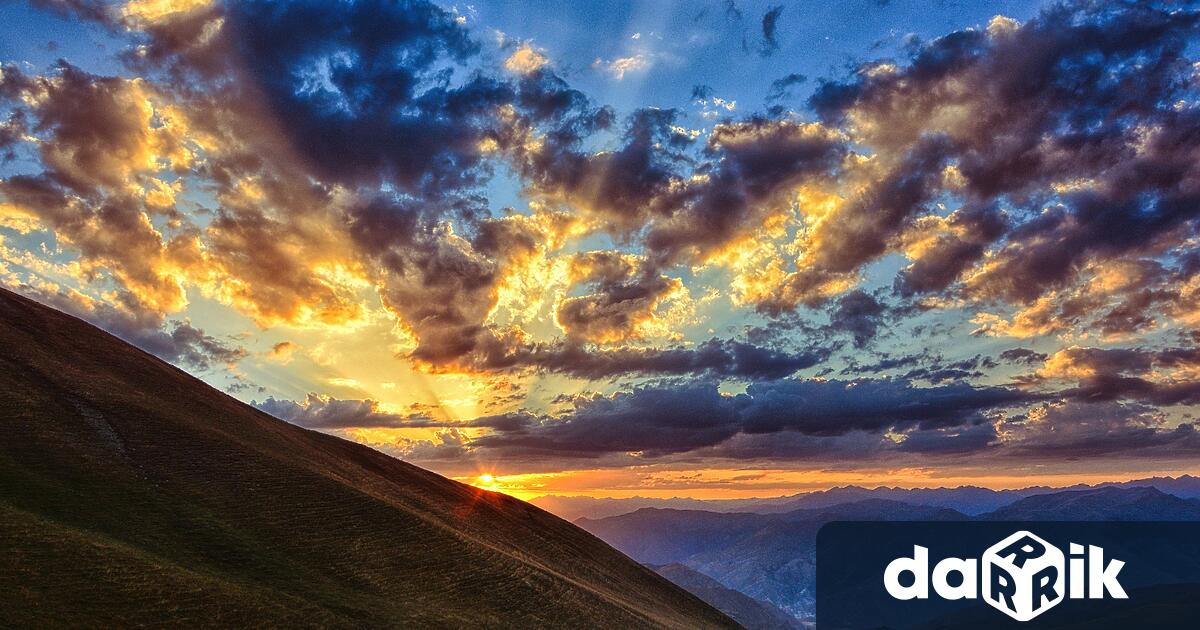 Днес облачността ще е променлива често намаляваща до предимно слънчево