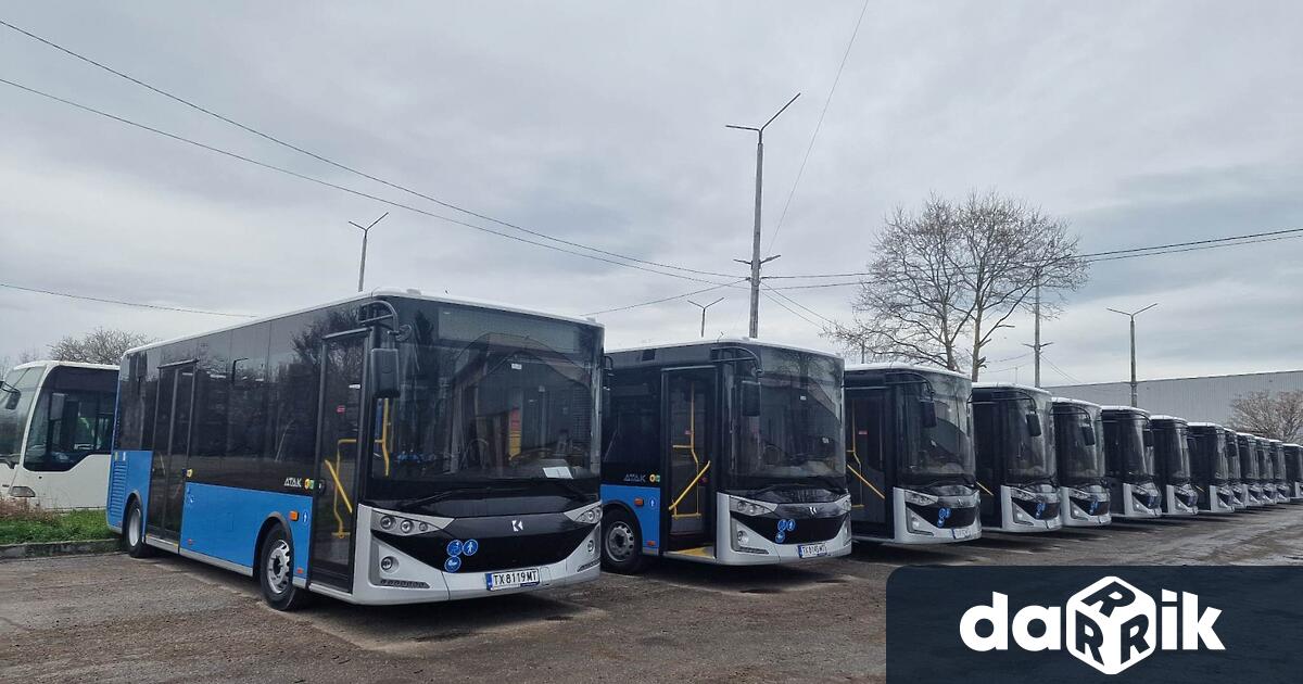 Водосвет по повод получаването на 20 нови автобуса КАРСАН, произведени