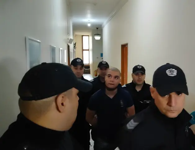 Съдът в Бургас: 100 часа труд в полза на обществото за прокурорския син от Перник