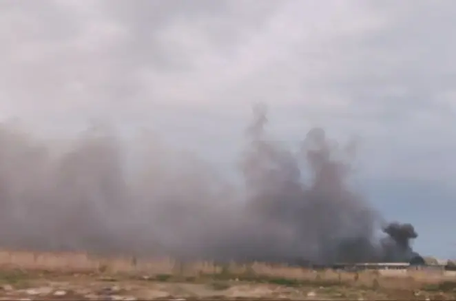 Пожар спусна завеса от дим над Бургас