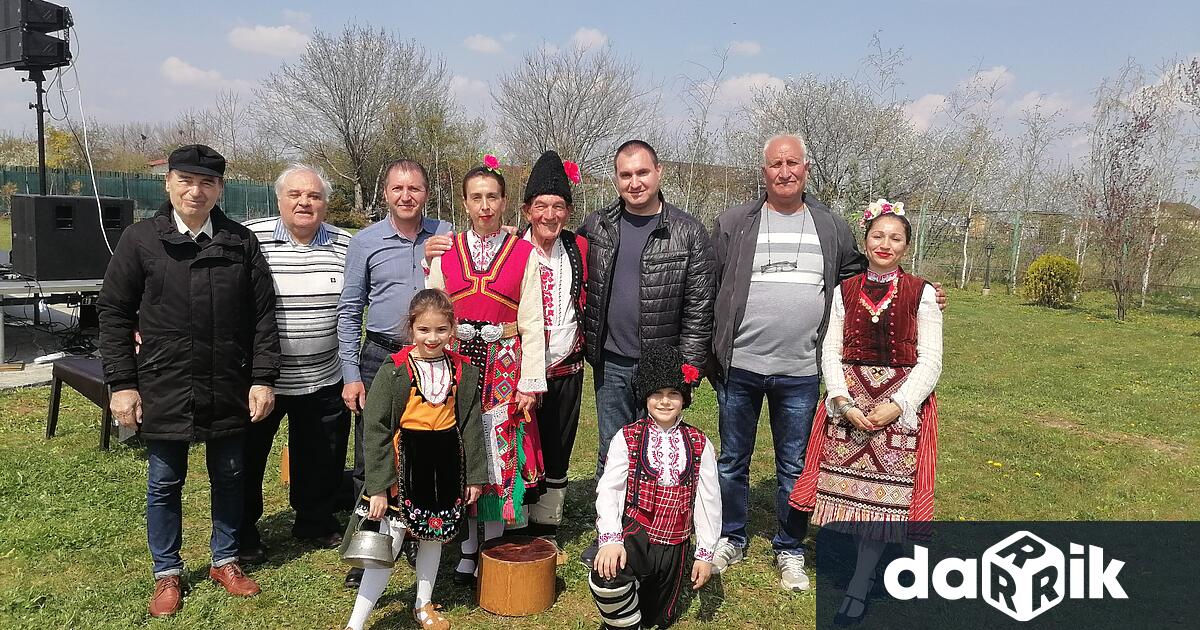 Танцьори от Силистра посетиха българската общност в Румъния Повод