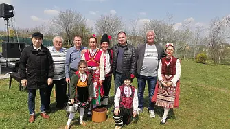Танцьори от Силистра гостуваха при българите в Румъния за Лазаровден