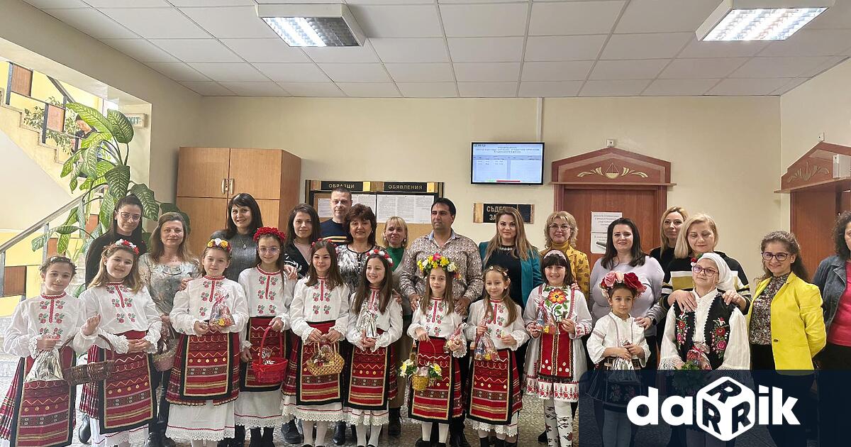 В навечерието на едни от най красивите български празници – Лазарица