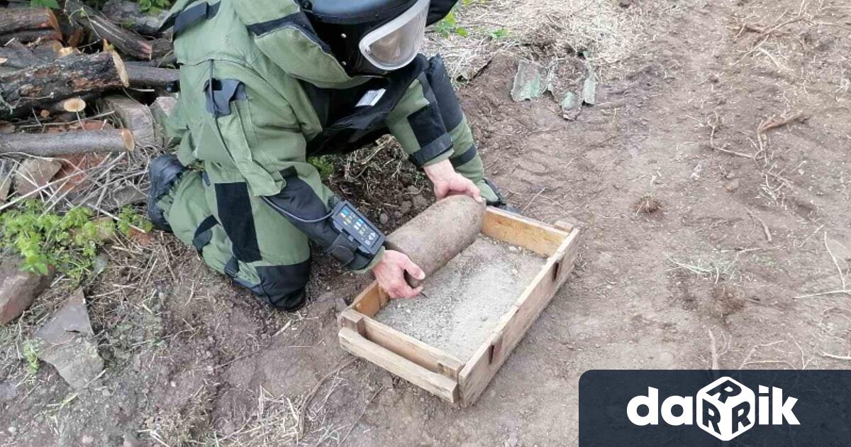 Военнослужещи от Сухопътните войски унищожиха невзривен боеприпас, открит в село