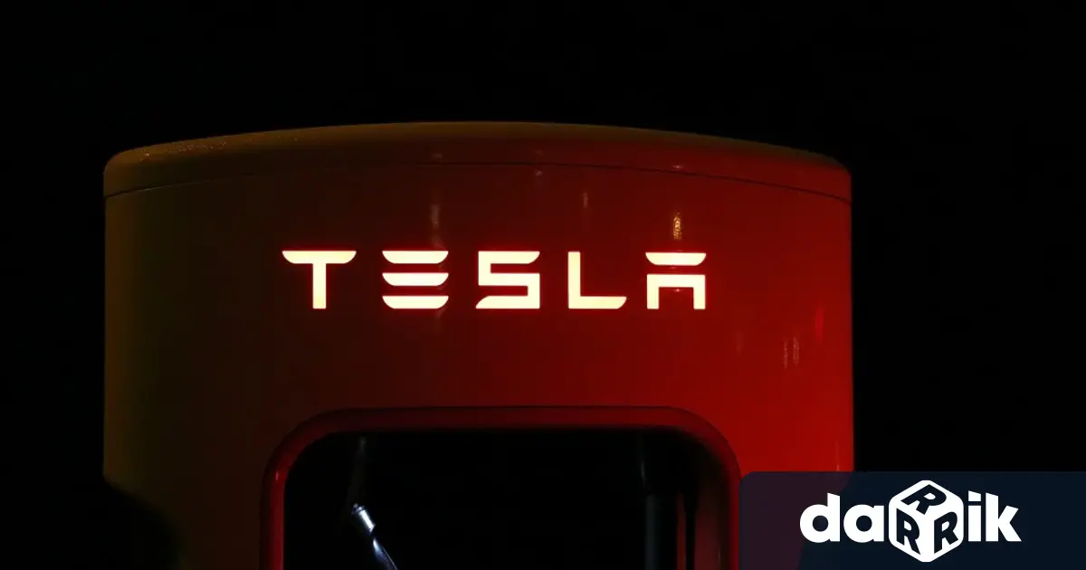 Илон Мъск заяви че производителят на електромобили Тесла разширява дейността