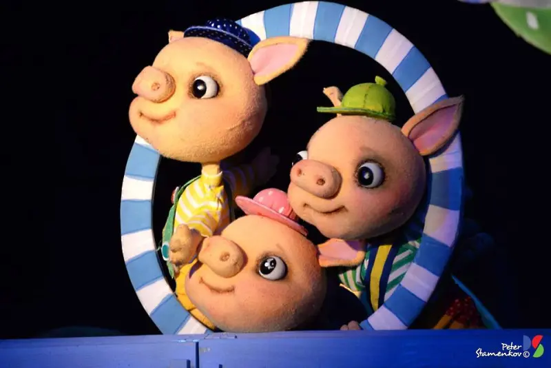 „Трите прасенца“на Държавен куклен театър – Русе гостува в Габрово на 23 април 