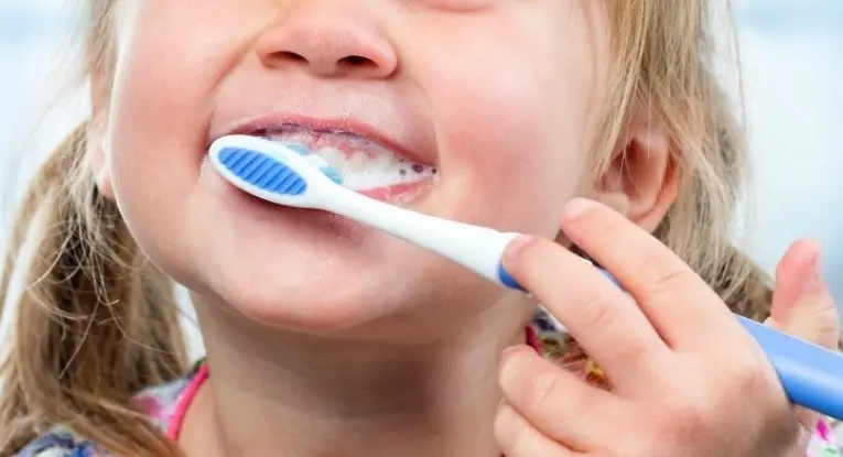 Общината осигурява безплатни скрининги на зъбите и очите на русенските деца