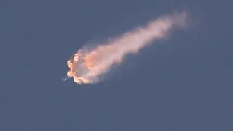 “Най-мощната ракета“ на SpaceX избухна по време на изпитателен полет (видео)