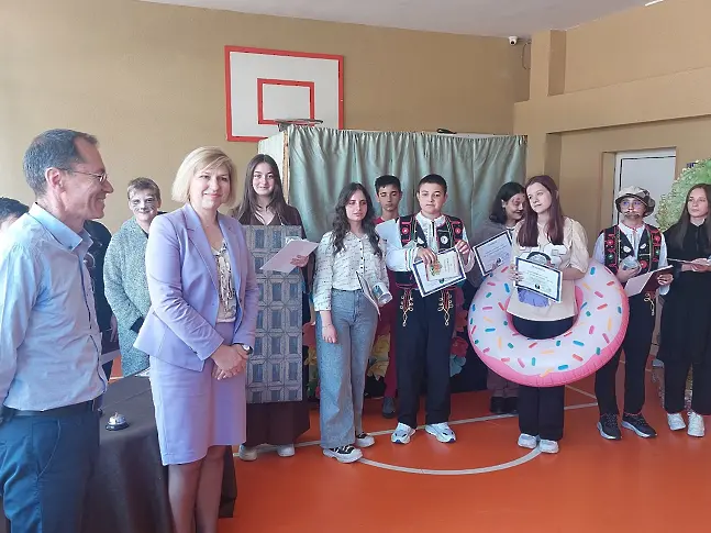 Ученическа пиеса „В страната на Справедливостта“с премиера по идея на Окръжен съд – Кюстендил, Районен съд – Дупница и СЕУ „Св. Паисий Хилендарски“