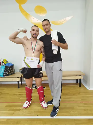 Два златни медала завоюва Кик бокс клуб Спартак на турнир в Пазарджик