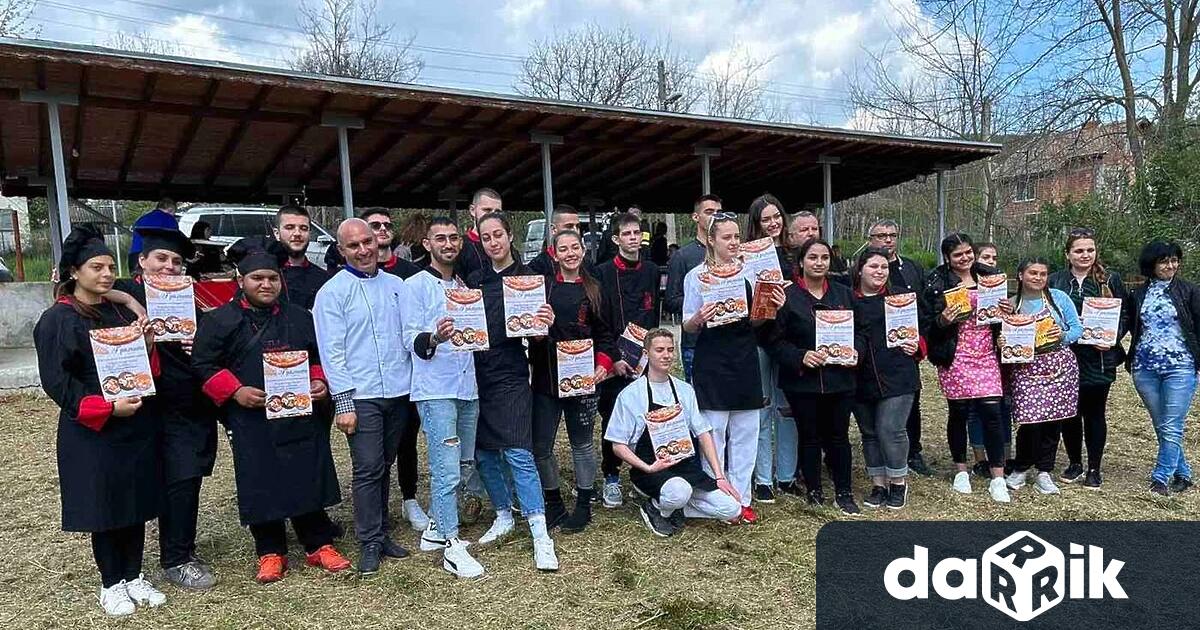 Десетки участници от страната и гости събра днес десетото юбилейно