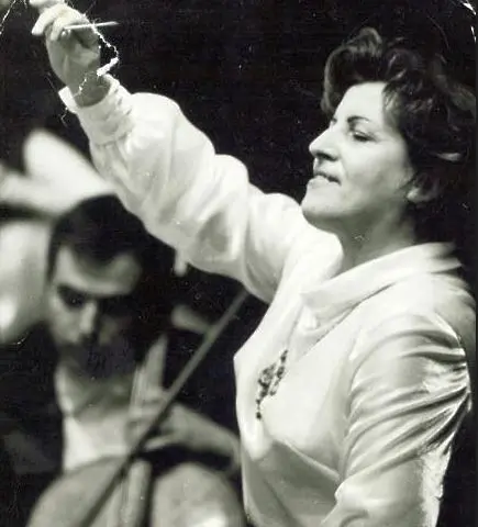 Враца се готви за отбелязване 100-годишния юбилей на диригента Радосвета Бояджиева и 50-години от създаването на Симфоничен оркестър в града