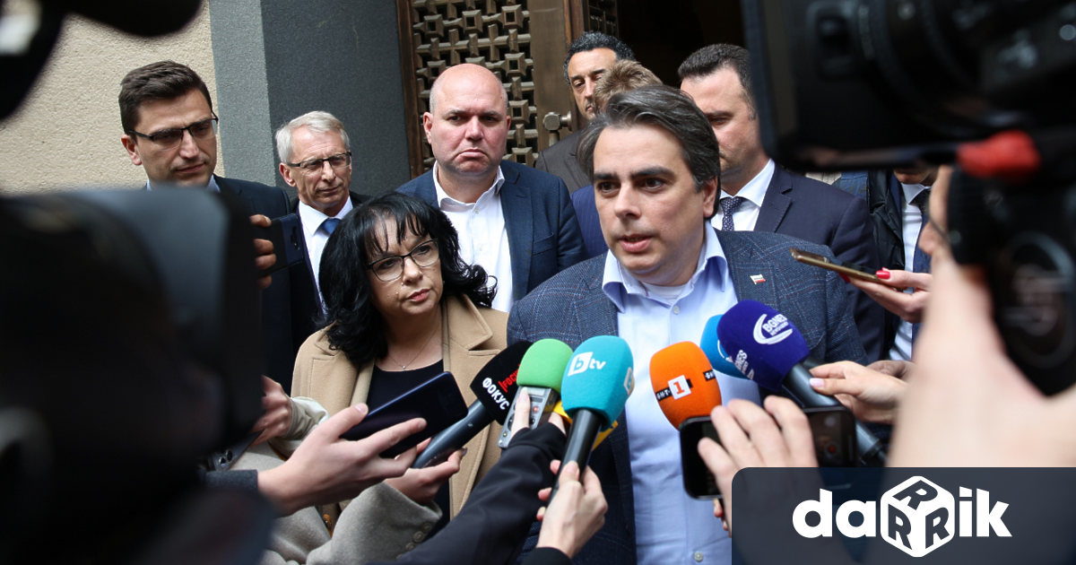 След срещата за бюджета за 2023 г между ГЕРБ СДС и