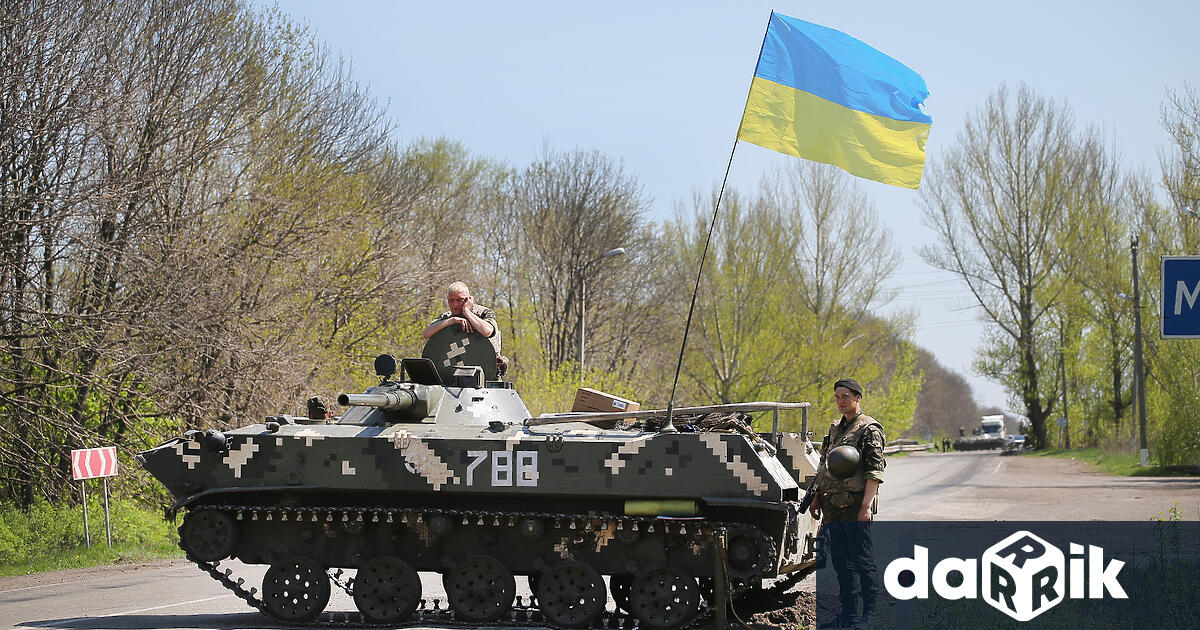 Призивът на Украйна за повече оръжия и боеприпаси става все