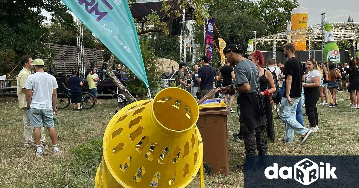 Арт инсталации насърчават разделното събиране в първото фестивално градче Plovdiv