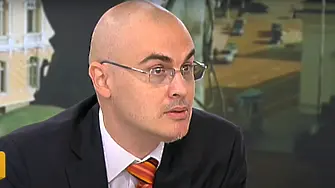 Плагиатствалият според Етичната комисия Петър Илиев е единствен кандидат в конкурс за доцент