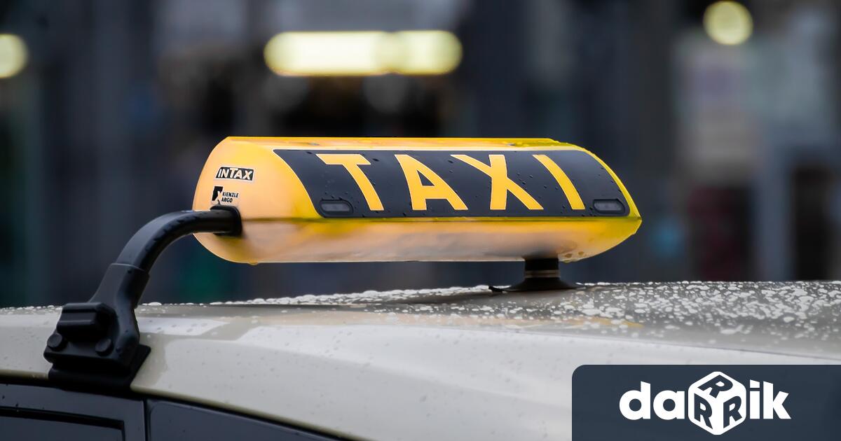 Гръцки таксиметрови шофьори нападнаха служители на Юбер в Родос и