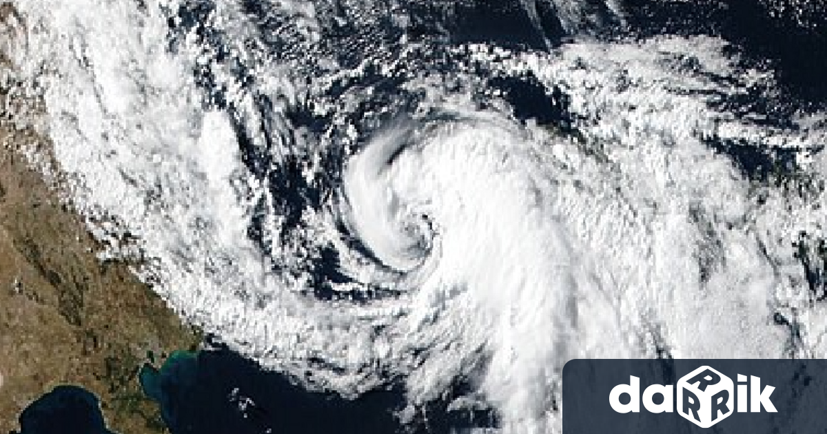 Дълбок циклон еразположен над Тиренско море През следващите часове нов