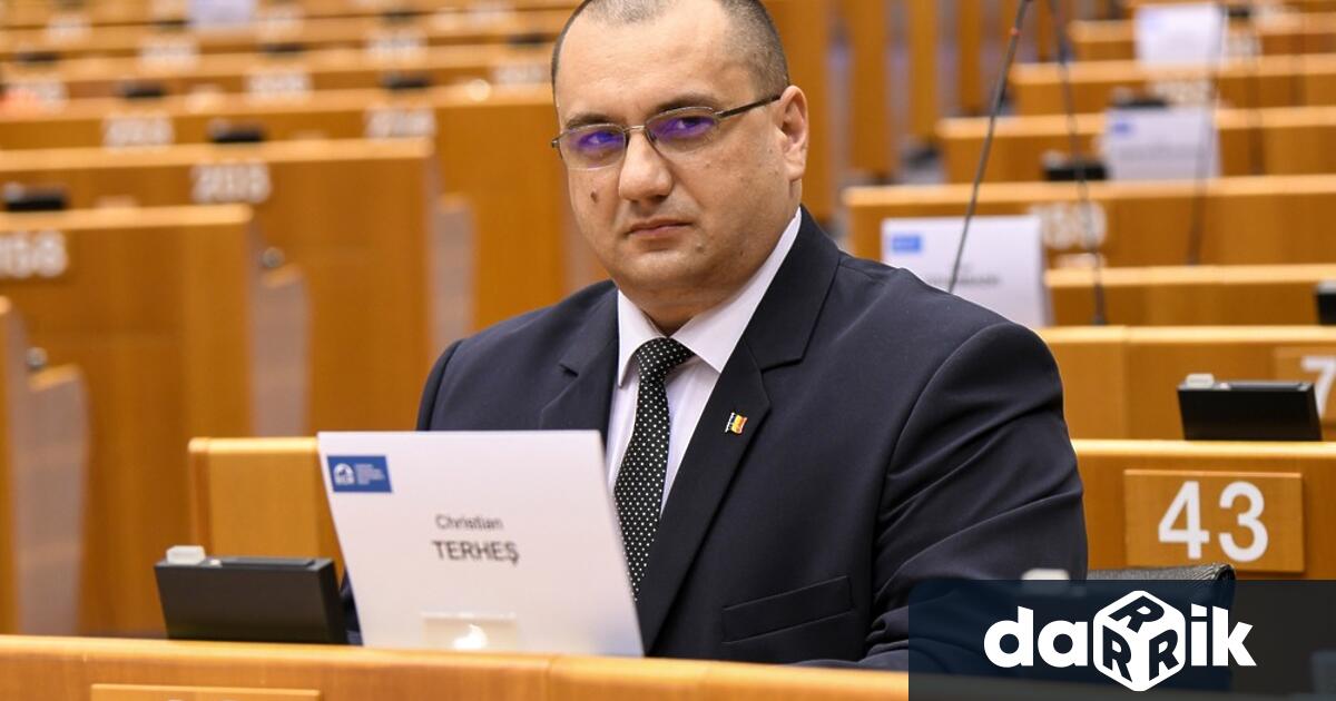 Скандал с румънски евродепутат избухна в Европейския парламент заради реч