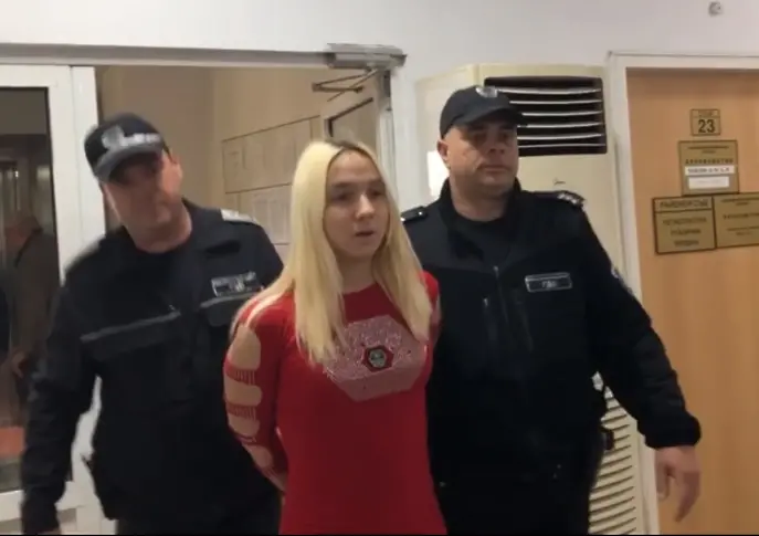 Емили Тротинетката излиза от ареста срещу 1500 лева