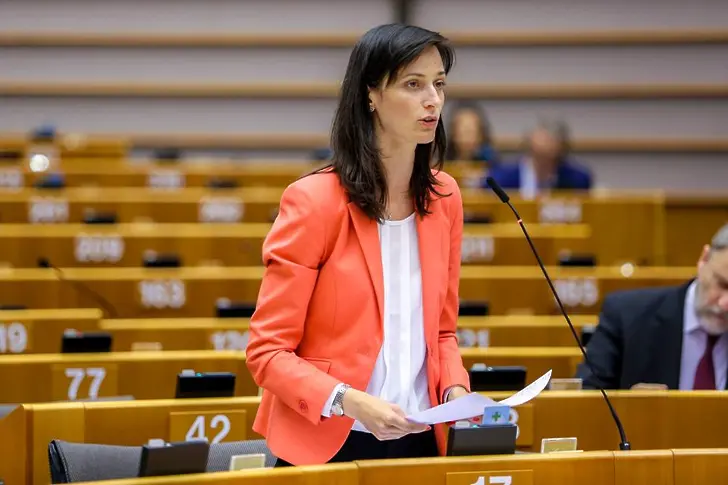 Евродепутати изразиха подкрепата си към Мария Габриел
