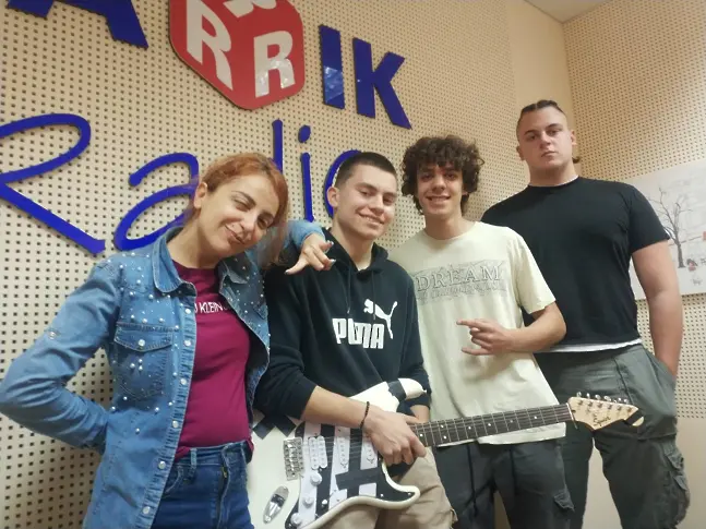 Новите воини на рокенрола забиват на „SCHOOL of ROCK FEST“ - Бургас
